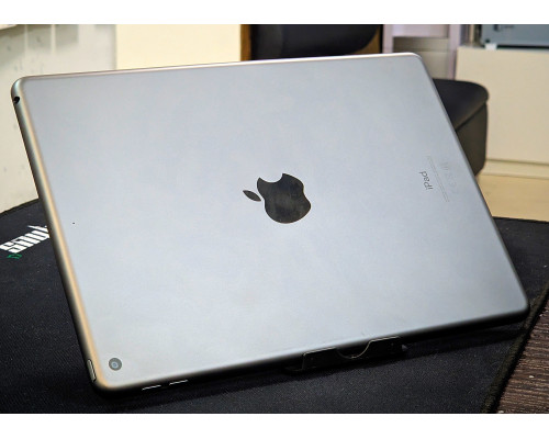 Планшет Apple iPad A2270 10.2" Wi-Fi 128GB, сріблястий - потужний і стильний пристрій для роботи та розваг