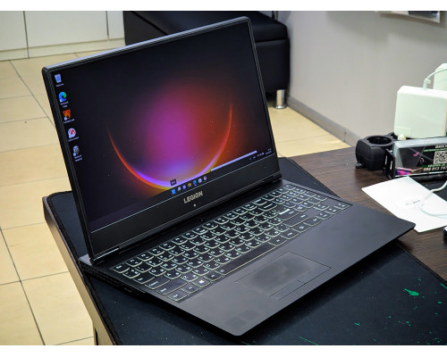 Ігровий ноутбук Lenovo Legion Y530-15ICH, i5-8300H, 16ГБ ОЗП, 512ГБ SSD, GTX 1050 4ГБ, чорний