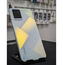 Смартфон Vivo Y21 4/64GB Diamond Glow (Grade C) - доступний стильний смартфон з широкими можливостями