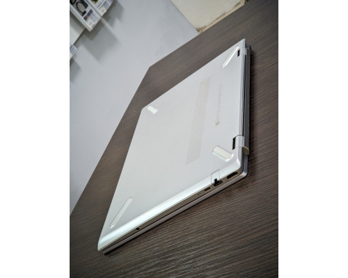 Ноутбук HP Pavilion 15, Intel Core i5-8250U, 20ГБ ОЗП, NVIDIA MX-150 2 ГБ, SSD 256 ГБ в задовільному стані