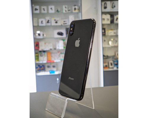 Смартфон Apple iPhone X 64GB Чорний, БВ в чудовому стані