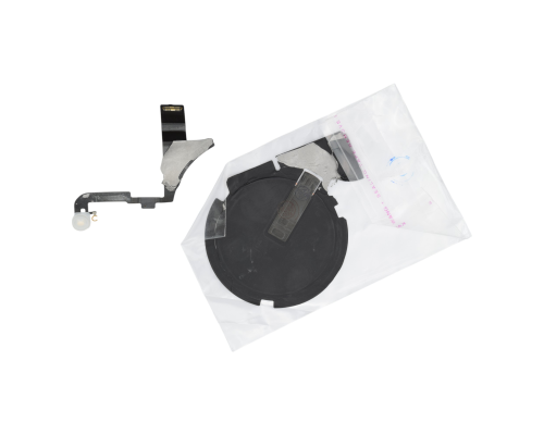 Шлейф iPhone 15 Pro зі спалахом та бездротовою зарядкою (Original Used) (УЦІНКА) PLS-00-00145162