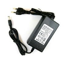 Зарядний пристрій 12V 4A to DC 5.5 x 2.5 мм black PLS-00-00153500