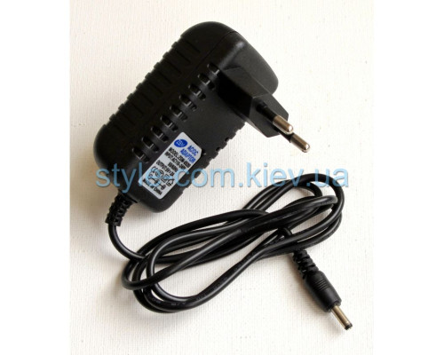 Мережевий зарядний пристрій для китайских планшетів 5V / 2A пальчик 3.5мм black TPS-2701688900009 2701688900009