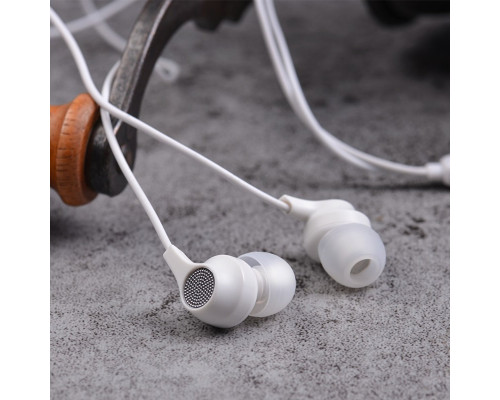 Навушники BOROFONE BM28 Tender sound universal earphones with mic White