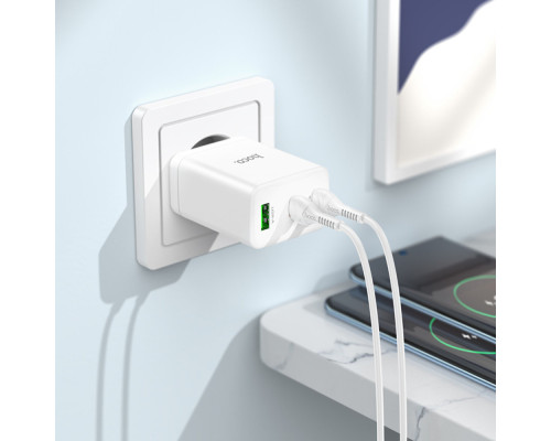 Мережевий зарядний пристрій HOCO N33 Start three-port PD35W(2C1A) charger set(C to iP) White