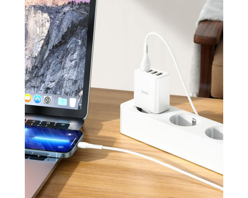 Мережевий зарядний пристрій HOCO C102A Fuerza QC3.0 four-port charger set(iP) 18W White