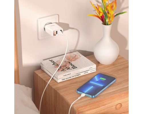 Мережевий зарядний пристрій HOCO C93A Easy charge 3-port digital display charger set(Micro) White