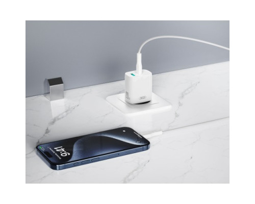 МЗП XO CE29 20W 1USB-A+1USB-C Fast Charger with Lightning cable (NB-Q231A) Білий mag-692068085899660187