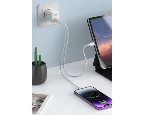 МЗП XO CE07EU PD 35W GaN lamp display fast Charger with TYPE-C cable білий mag-6920680832996136188