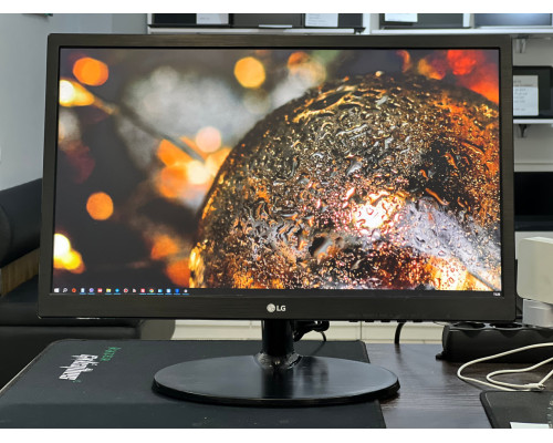 Монітор LG 22" fullHD 1920x1080 vga