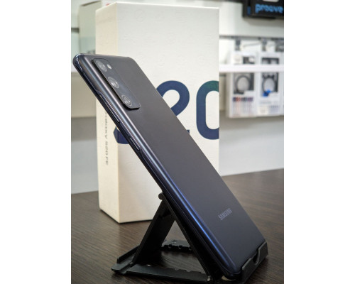Смартфон Samsung Galaxy S20 FE 8/256 ГБ у відмінному стані з повним комплектом