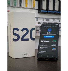 Смартфон Samsung Galaxy S20 FE 8/256 ГБ у відмінному стані з повним комплектом