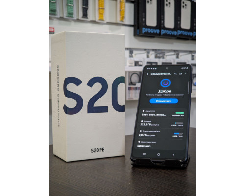 Смартфон Samsung Galaxy S20 FE 8/256 ГБ у відмінному стані з повним комплектом