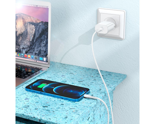 Мережевий зарядний пристрій HOCO N22 Jetta PD25W charger set (Type-C to iP)(EU) White (6931474760074)